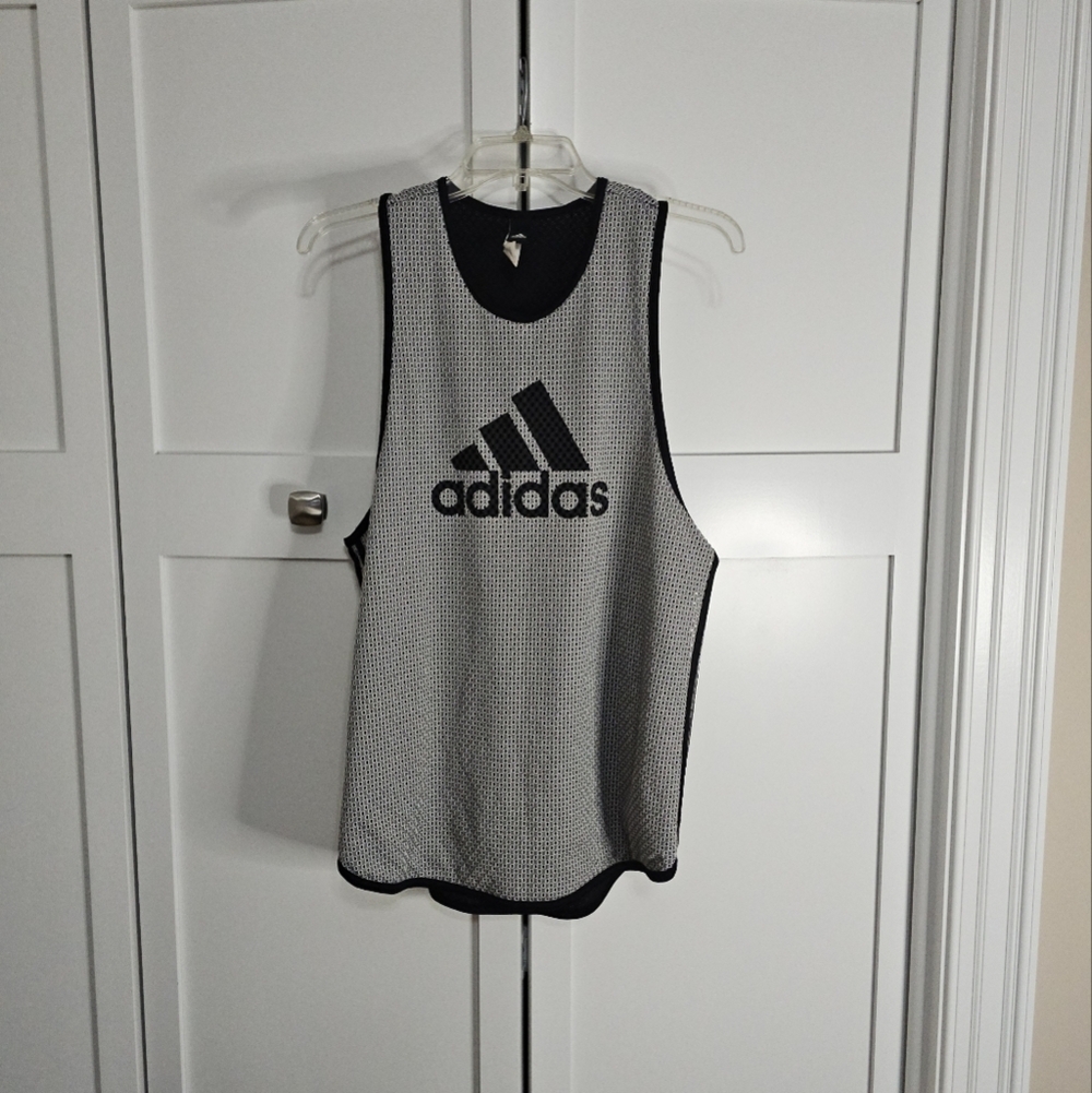 Adidas mesh jersey size L
